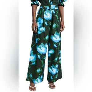 De Loreta Campana Pants In Rito Verde size medium excellent like-new condition